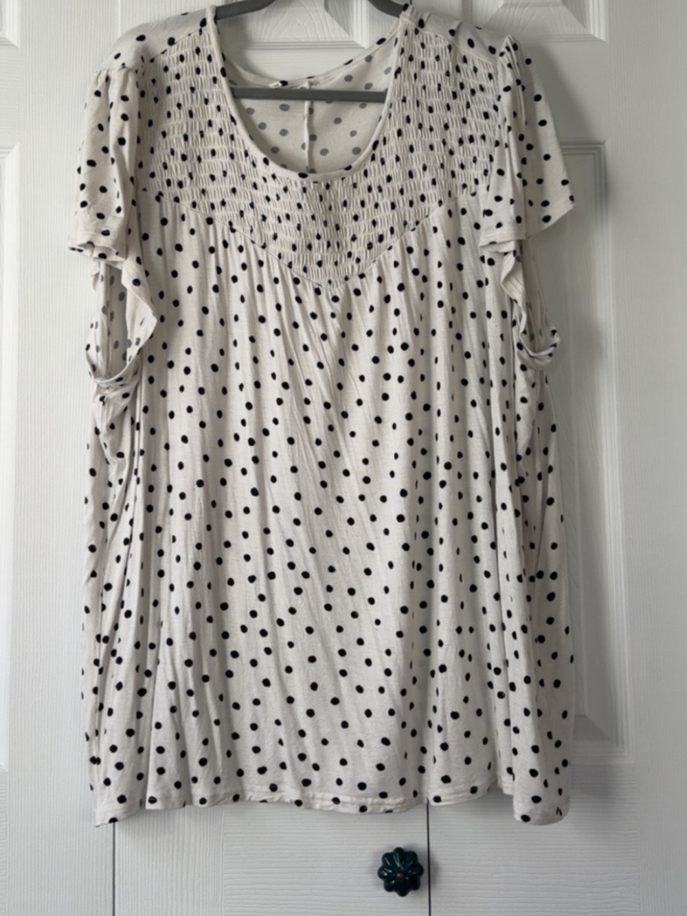 Maurices White Black Polka Dot Smocked Short Sleeve Top